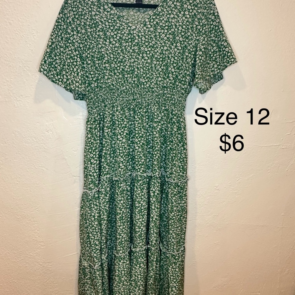 SHEIN Green Floral Maxi Dress